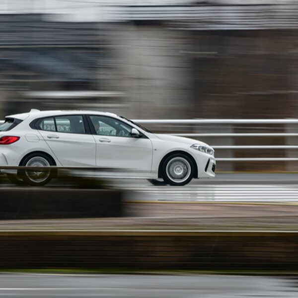 X2 sDrive18i Sport